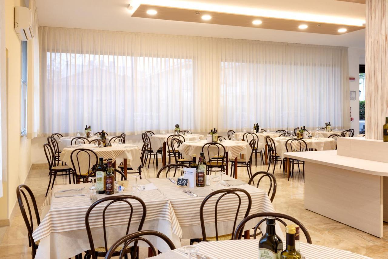 Hotel Giordo Rimini Eksteriør bilde
