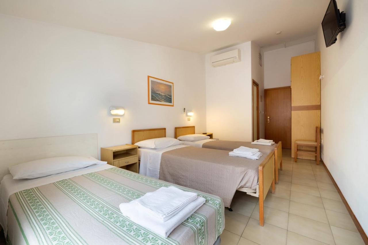 Hotel Giordo Rimini Eksteriør bilde